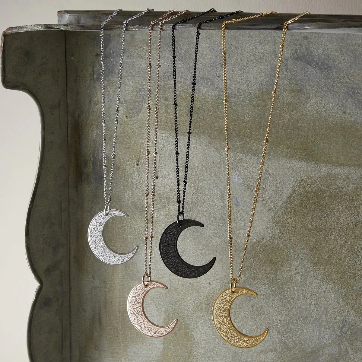 Ayatul Kursi Crescent Necklace - Image 4