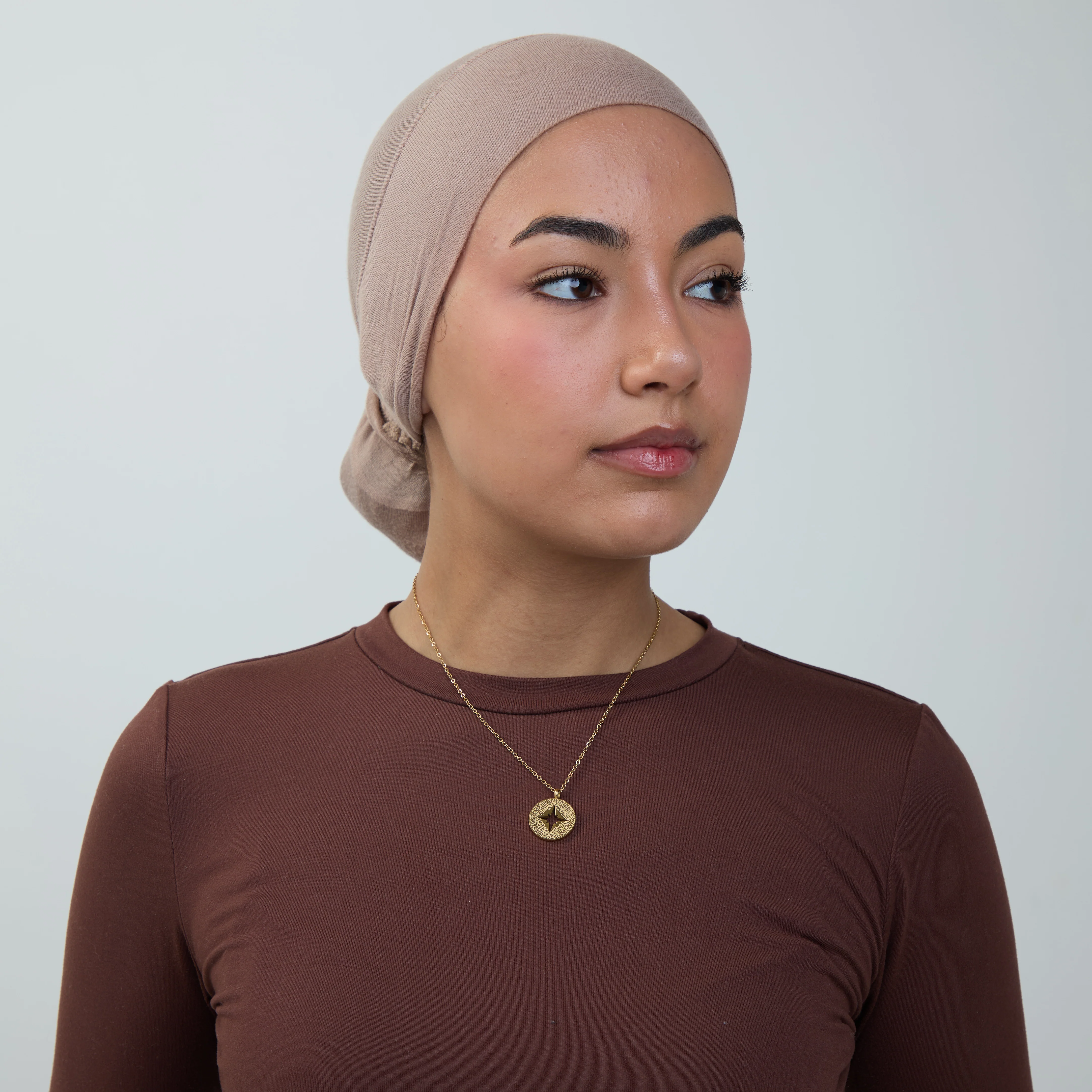 "Neighbours in jannah" Best Friend Necklace Set - Image 3