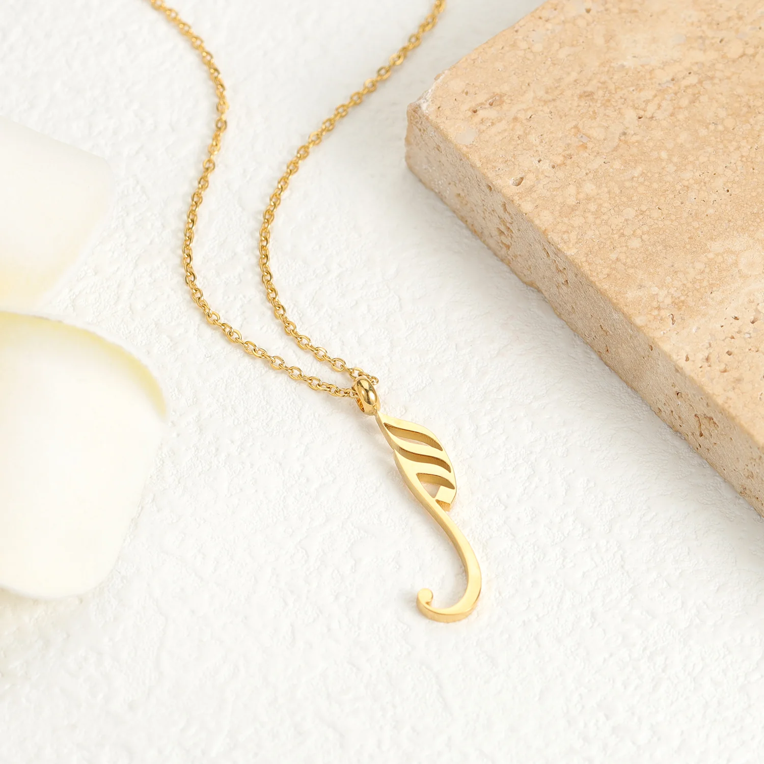 Sabr | صبر Calligraphy Necklace - Image 3